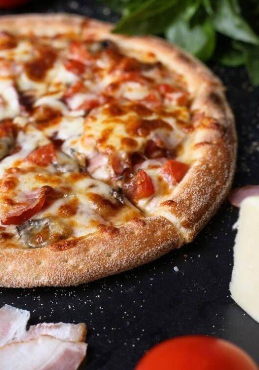 Секреты приготовления настоящей итальянской пиццы: узнайте все подробности