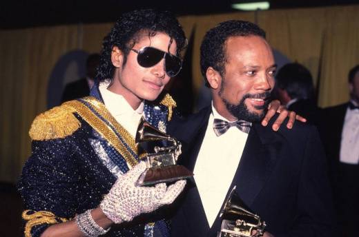 Майкл Джексон и Куинси Джонс на премии Grammy в 1984 году