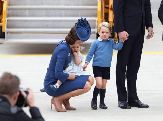 Соблюдение королевского дресс-кода в образах детей Кейт и Уильяма